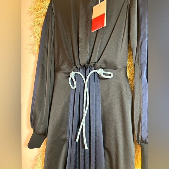 Lululemon•RARE Face Forward Dress *lululemon x Roksanda•Black True Navy•BNWT• 4 - Picture 7 of 16